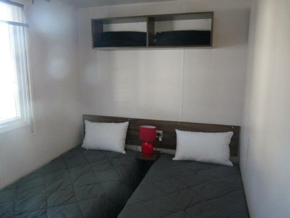 Mobile Home Ht De Gamme Climatise Dans Le Camping **** De La Reserve Gastes Zewnętrze zdjęcie