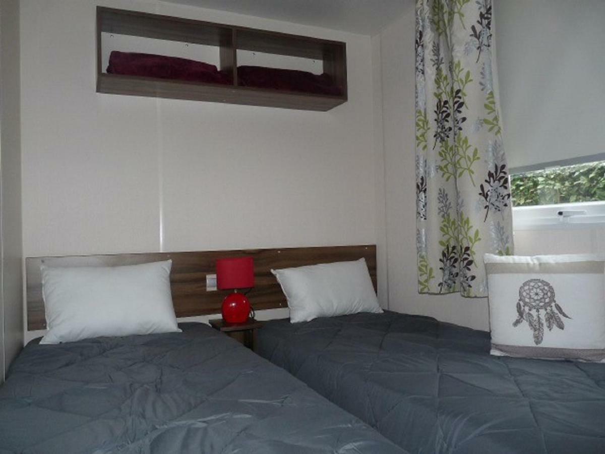 Mobile Home Ht De Gamme Climatise Dans Le Camping **** De La Reserve Gastes Zewnętrze zdjęcie