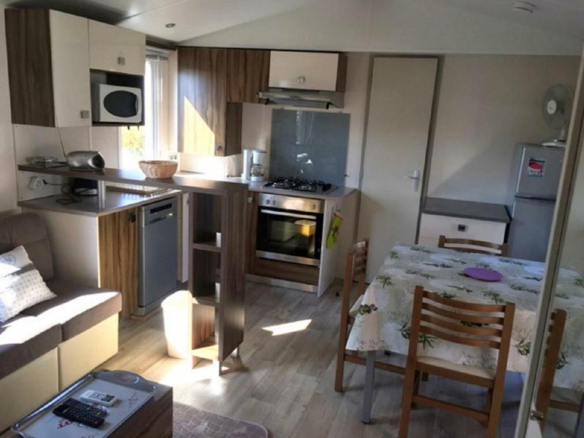 Mobile Home Ht De Gamme Climatise Dans Le Camping **** De La Reserve Gastes Zewnętrze zdjęcie