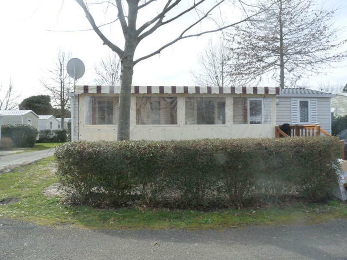 Mobile Home Ht De Gamme Climatise Dans Le Camping **** De La Reserve Gastes Zewnętrze zdjęcie