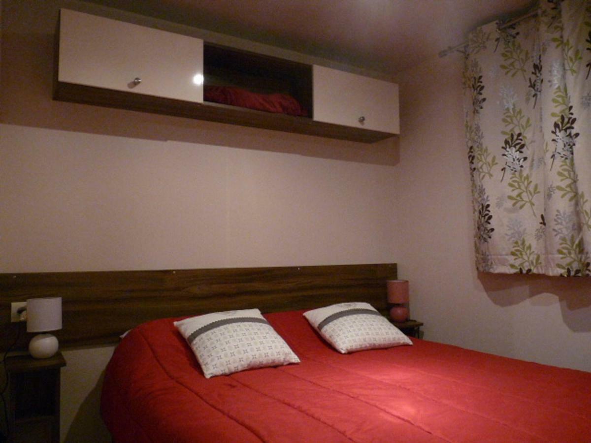 Mobile Home Ht De Gamme Climatise Dans Le Camping **** De La Reserve Gastes Zewnętrze zdjęcie
